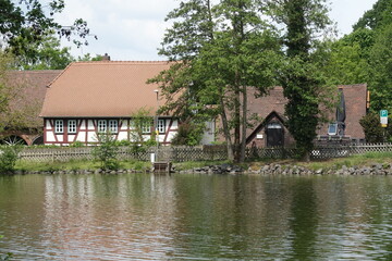 Obraz premium Essigmuehlenweiher in Dreieichenhain