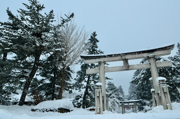 Milky winter torii gate