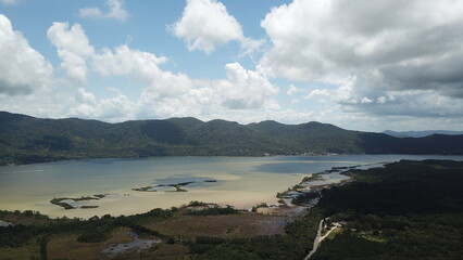 Fototapeta na wymiar Drone Lagoa da Conceição em Florianópolis - SC