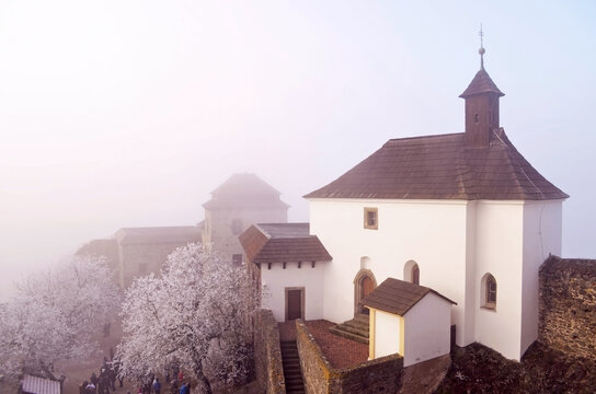 Castle In Winter - Kuneticka Hora