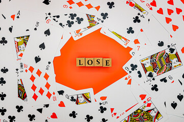 トランプと文字　LOSE