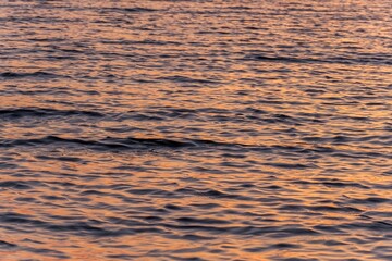 夕日を浴びて輝く琵琶湖の水面＠滋賀