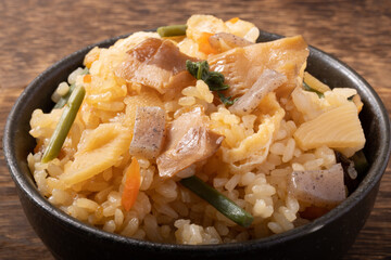 山菜　炊き込みご飯　