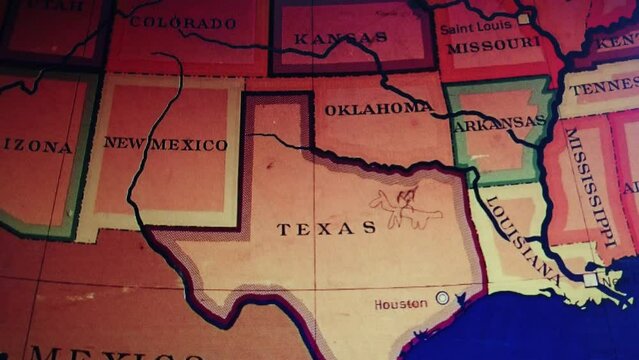 An old colored map of the United States of America found by accident.