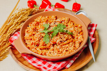 Kimchibokkeumbap, Korean Kimchi Fried Rice : Rice fried with finely chopped kimchi. Beef, pork, onions, green onions, and other vegetables may be added according to taste.