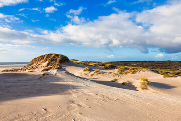 Fototapeta na wymiar Amrum sand dunes and beach in autumn