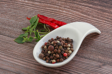 Red, black, yellow pepper mix