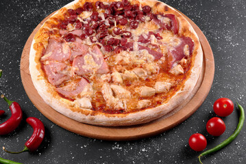 photo of pizza on the table	