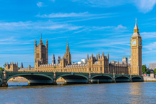 Westminsterpalast und Westminster Bridge in London