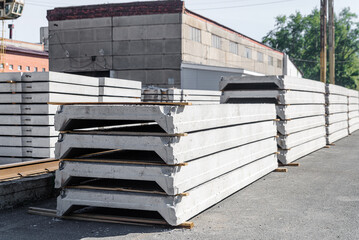 Reinforced concrete slabs for industrial buildings.