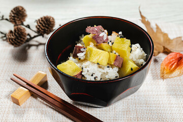 サツマイモご飯