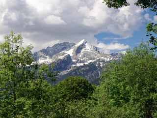 View of the Wetterstein Mountains in Bavaria, Garmisch-Partenkirchen.