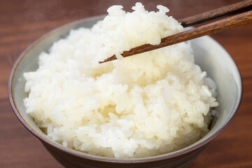 炊きたての白ごはん