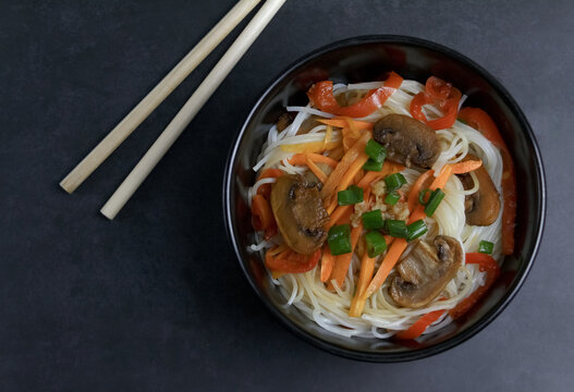 thai noodle soup