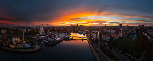 Panorama of Gdansk city over the Motlawa river at sunset. Poland © Patryk Kosmider
