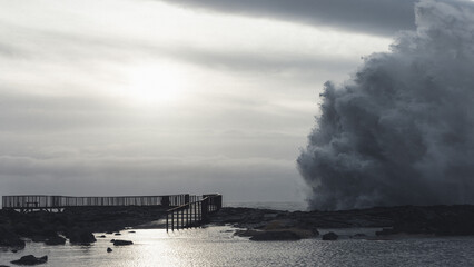 Stormy Iceland Brimketill flat 