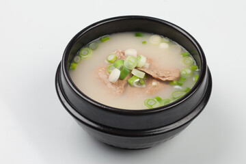 Beef bone soup, seolleongtang, food, Korean beef, cooking, soup, meal, Korean beef bone soup, bone soup, meat, green onion, Korean food, beef,사골곰탕,설렁탕,음식,한우,요리,탕,식사,한우곰탕,곰탕,육류,파,한식,쇠고기,