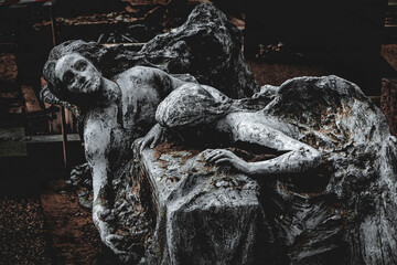 sepulchral sculpture of two angels in agony, monumental cemetery
