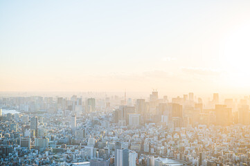 東京 大都会 上空写真 夕日 イメージ