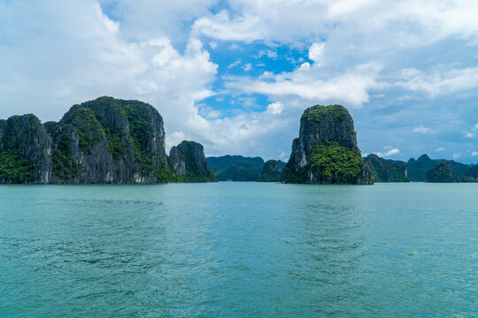 Panoramic view of stunning landscapes in Ha Long Bay, Vietnam