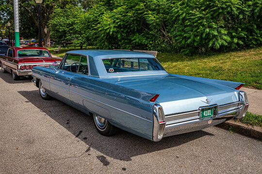 1964 Cadillac Coupe DeVille