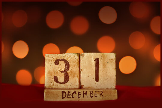 New Years Eve vintage greeting card December 31 calendar, bokeh lights background