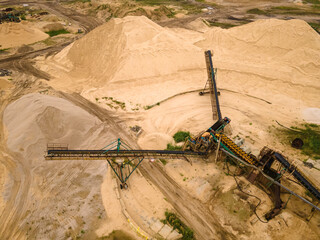 Conveyor and production of construction sand. Quarry and mineral extraction plant. Extractive industry