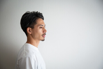 Obraz premium 30代男性のポートレイト