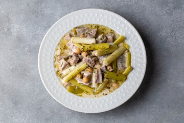 Siveydiz; (Turkey - Antep Style Local Food) is an Antep dish made with fresh garlic and lamb. Turkish name; Siveydiz