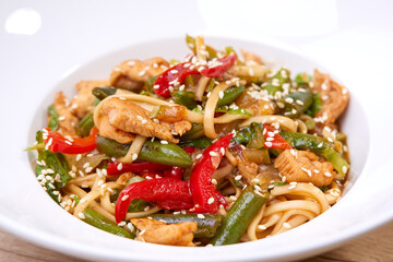Stir fry noodles with beef and vegetable