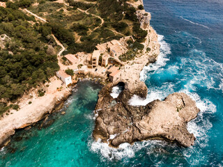 Luftaufnahme von Cala S'Almunia in Mallorca