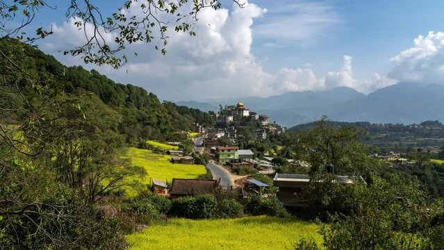 Samye Bilder Durchsuchen 100 Archivfotos, und Videos