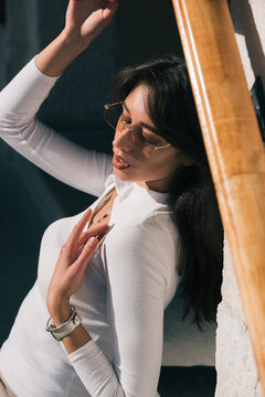 Photo of cheerful glad nice woman wear white blause and sunglass