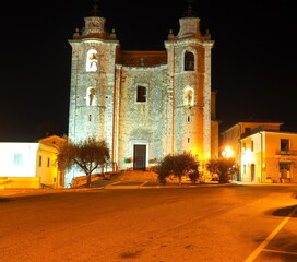Fototapeta na wymiar église Chiesa Pietro e Paolo à Arce dans le Lazio en italie