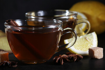 Hot tea with lemon and ginger	