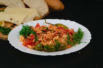 Scrambled eggs and sandwiches breakfast options