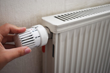 Regulating the heating thermostat 