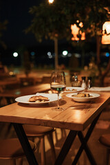 restaurant table in restaurant