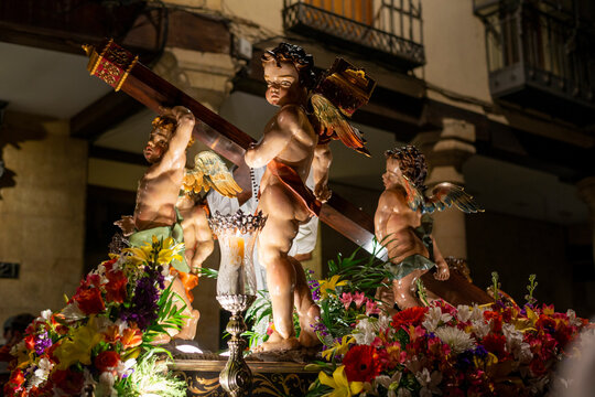 PROCESION DE SEMANA SANTA SALAMANCA 2022 SABADO SANTO HERMANDAD DE NUESTRA SE&Ntilde;ORA DE LA SOLEDAD 
