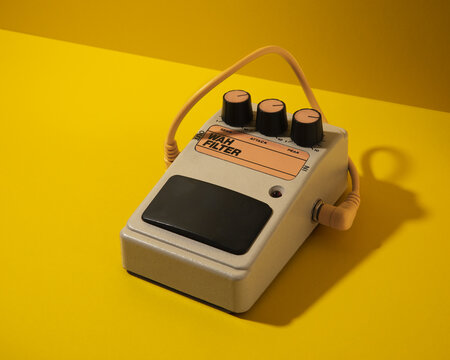 Electric guitar Wah filter 