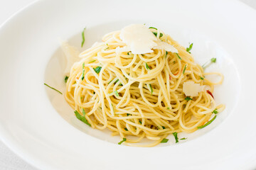 Traditional italian spaghetti with cheese
