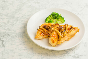 鶏ササミ肉のキノコ餡かけ