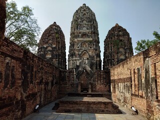  Ancient sites in Sukhothai
