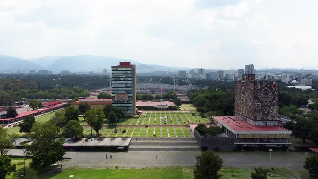Busy sunny day in central university city campus. UNAM Mexico City