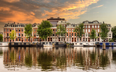 Fototapeta premium canal of amsterdam 