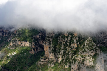 Fototapeta premium Griechenland - Monodendri - Vikos-Schlucht - Aussichtspunkt Oxia