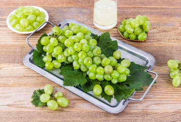 Fresh vitamin-containing fruit green grapes