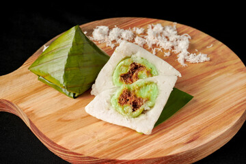 Doko-doko Cidu is a traditional snack from Makassar.