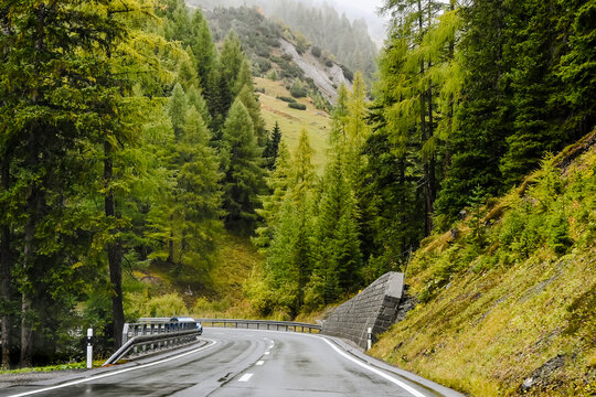 Zernez, Ofenpass, Passstrasse, Bergstrasse, Engadin, Pass, Nationalpark, Val M&uuml;stair, Alpen, Herbst, Herbstfarben, Graub&uuml;nden, Schweiz