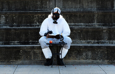 Boydpark Gas Mask shoot/man in a mask/ worker with uniform/